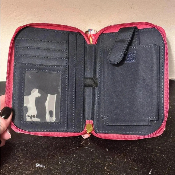 Tommy Hilfiger Wristlet/Wallet - Picture 4 of 4